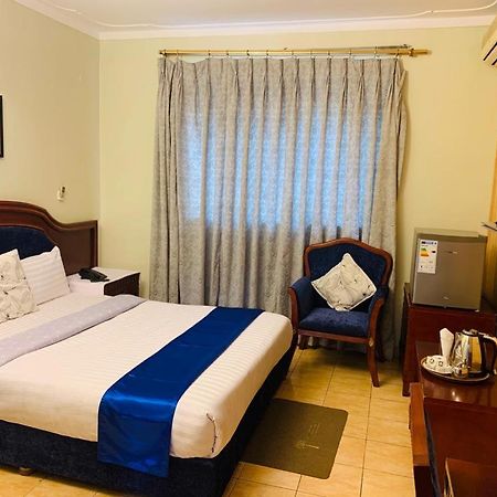 Emerald Hotel Καμπάλα Εξωτερικό φωτογραφία