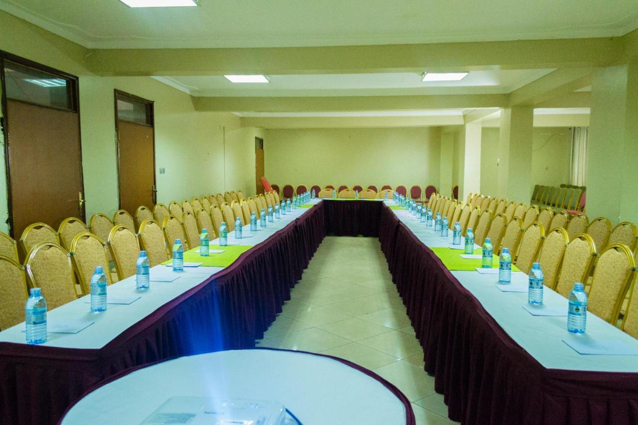 Emerald Hotel Καμπάλα Εξωτερικό φωτογραφία