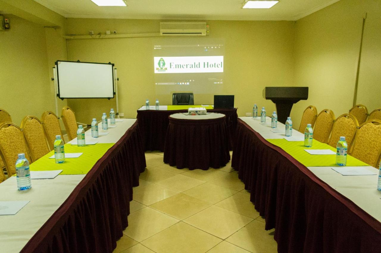 Emerald Hotel Καμπάλα Εξωτερικό φωτογραφία
