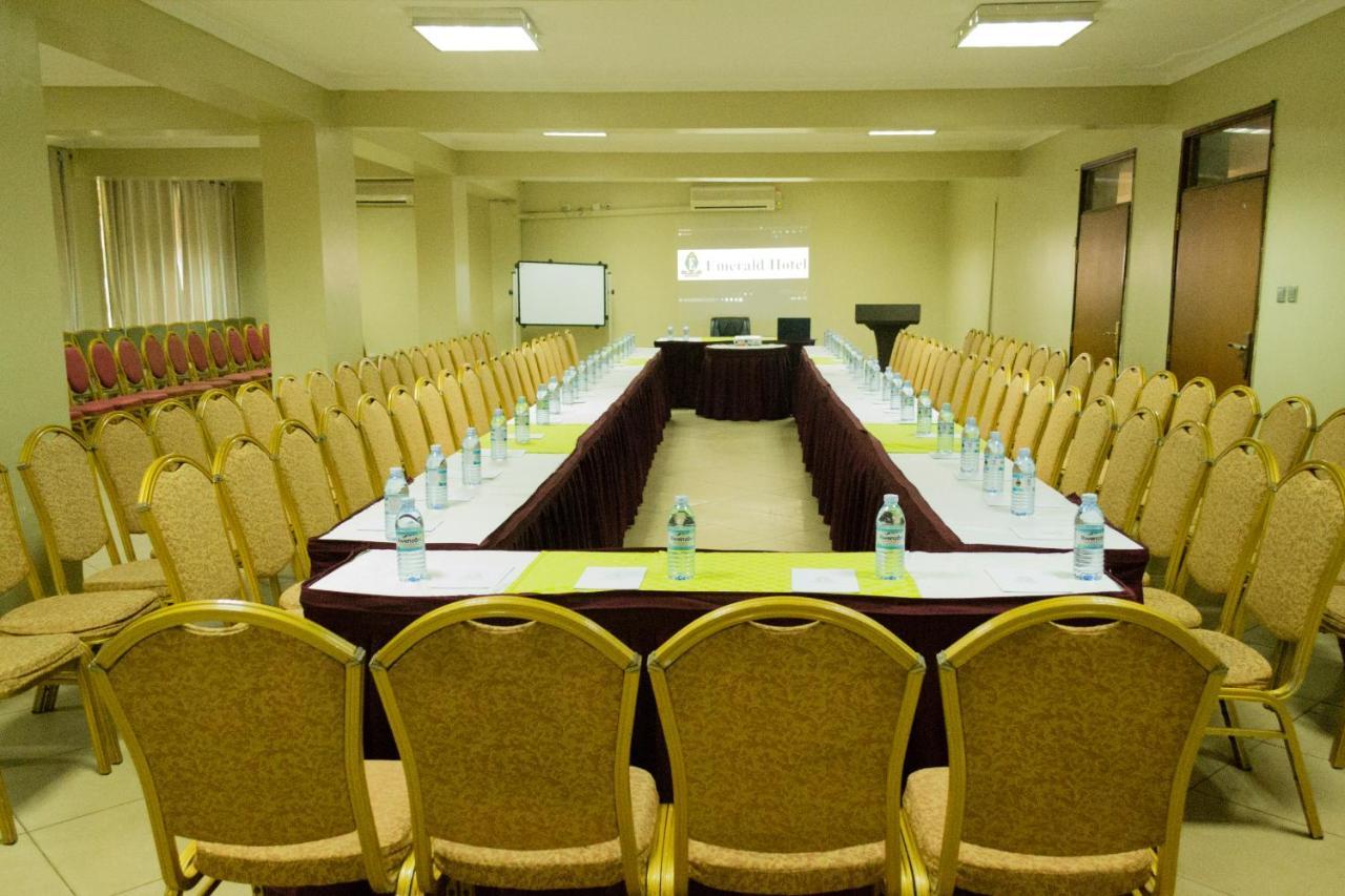 Emerald Hotel Καμπάλα Εξωτερικό φωτογραφία